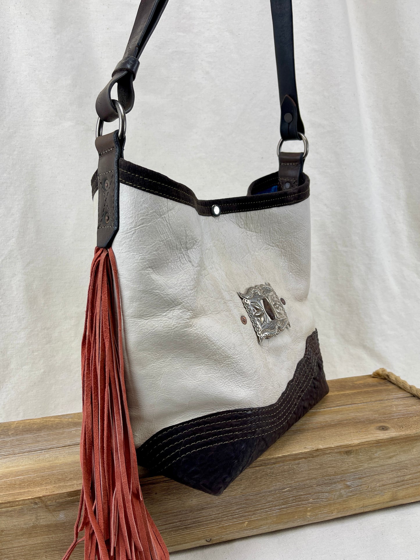 Hobo - Vintage Leather - Fringed with Concho