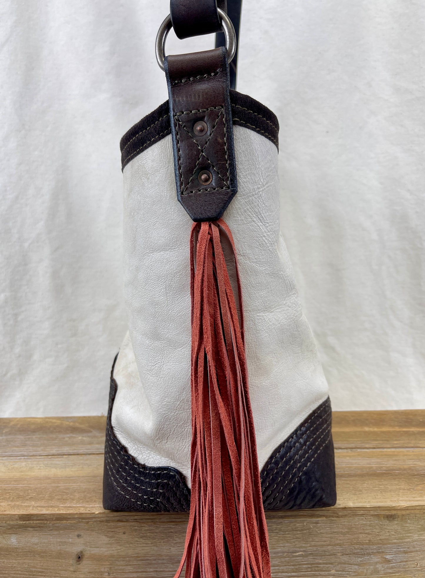 Hobo - Vintage Leather - Fringed with Concho