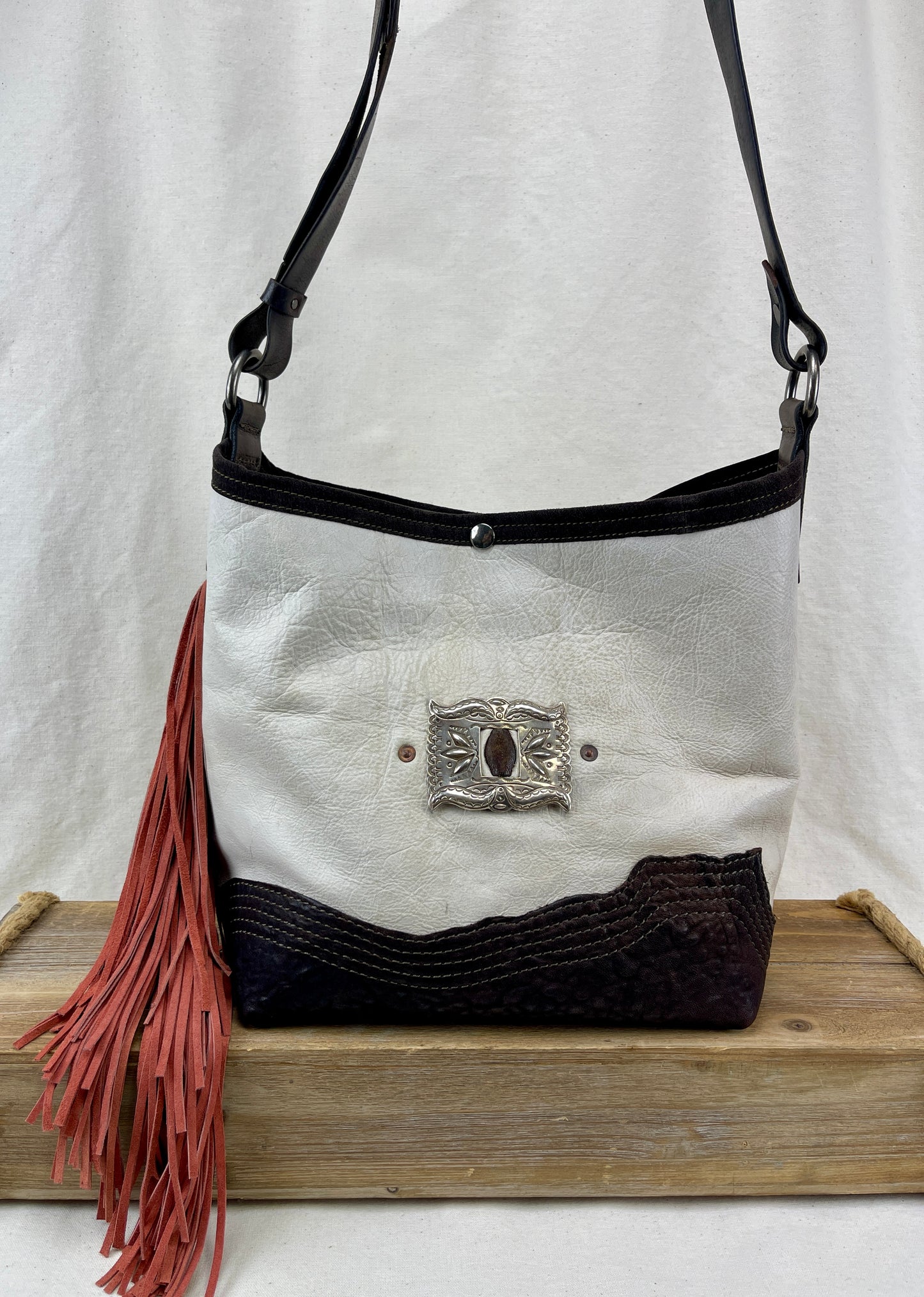 Hobo - Vintage Leather - Fringed with Concho
