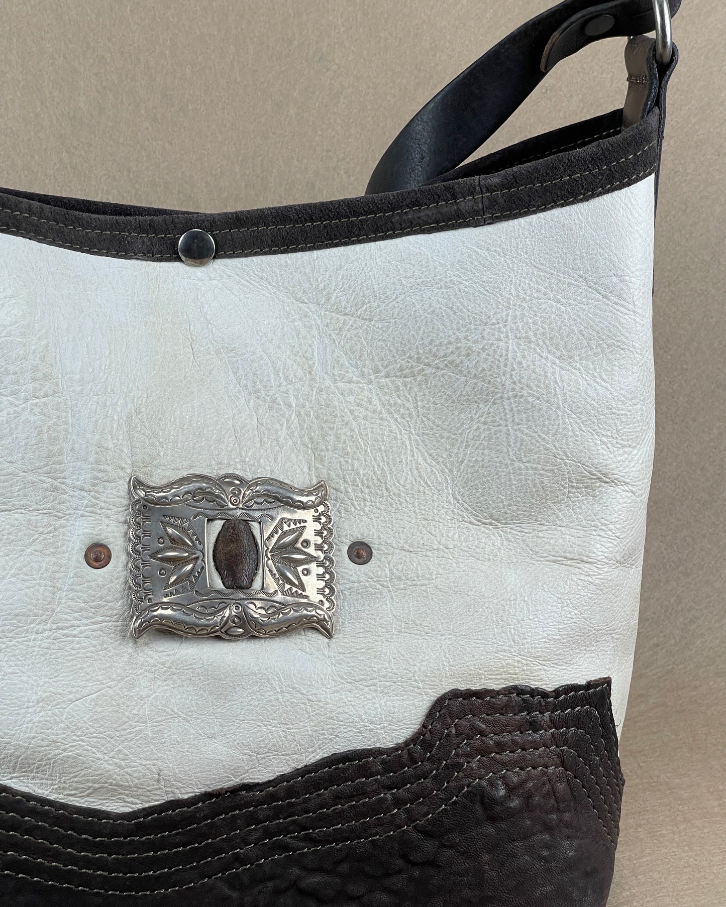 Hobo - Vintage Leather - Fringed with Concho