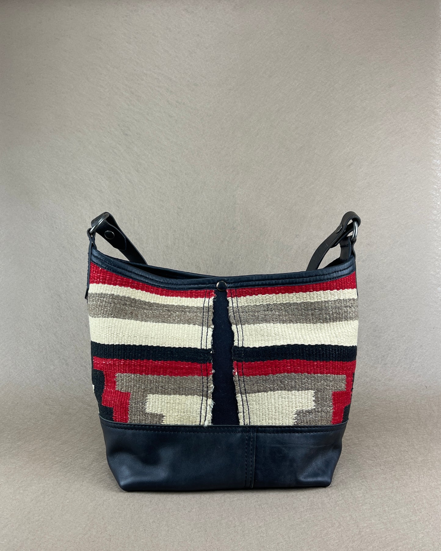 Hobo - Vintage Navajo Weaving x Leather