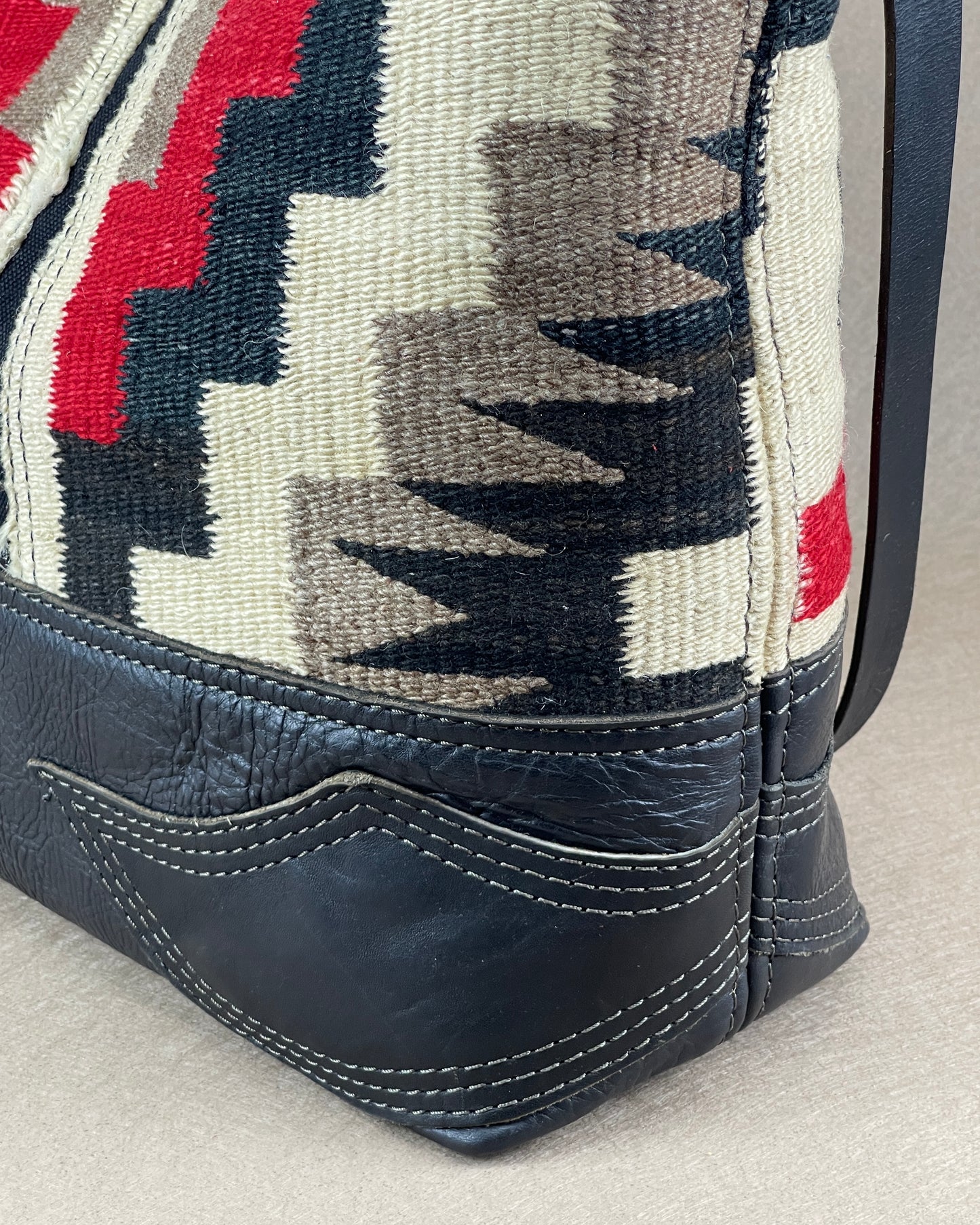 Hobo - Vintage Navajo Weaving x Leather