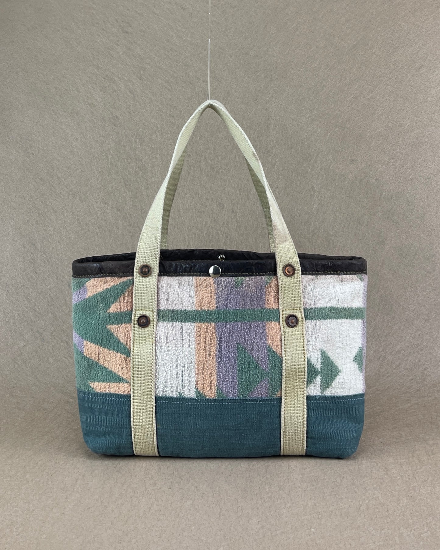 Tiny Tote - Vintage Camp Blanket Pastel/Pine