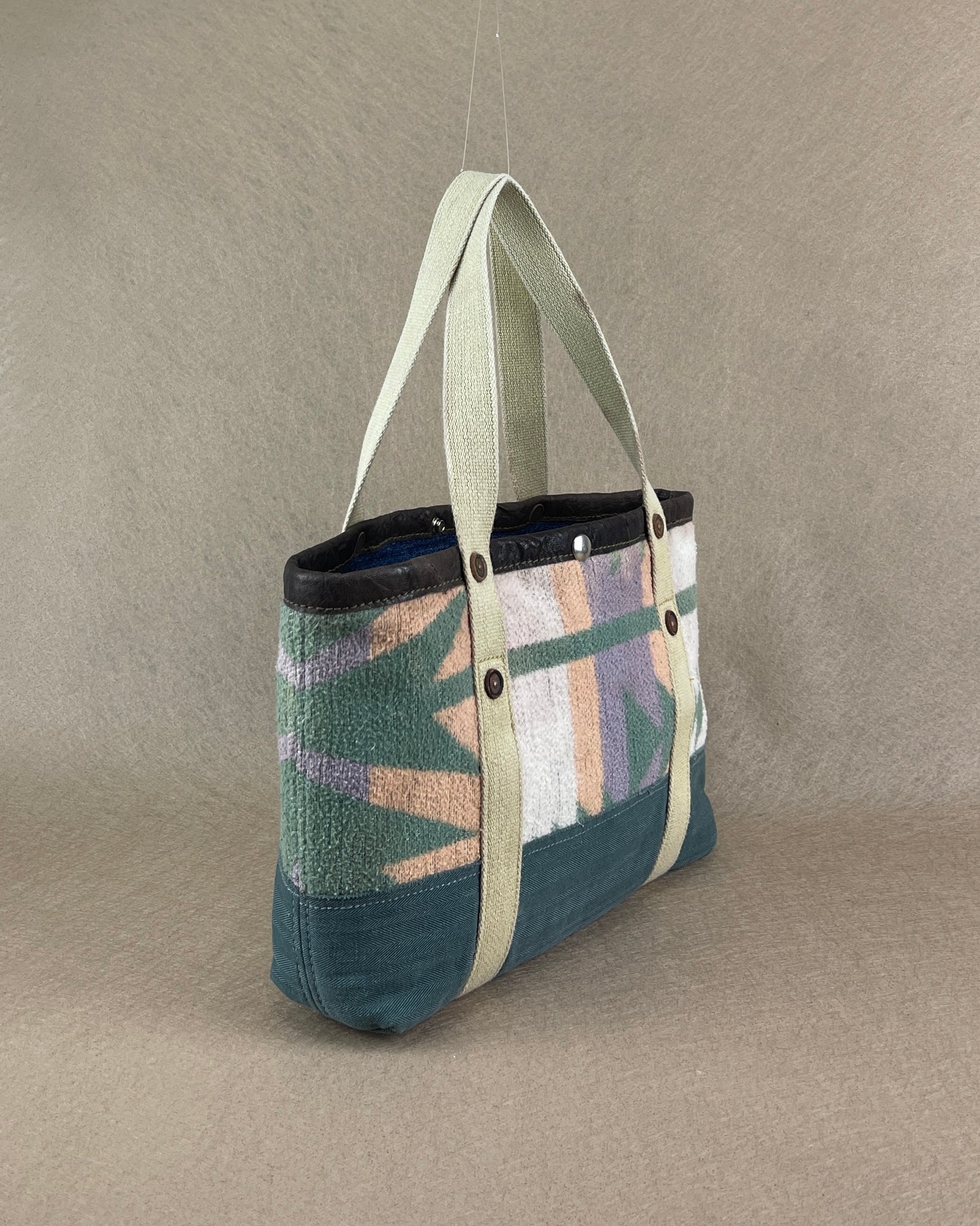Tiny Tote - Vintage Camp Blanket Pastel/Pine