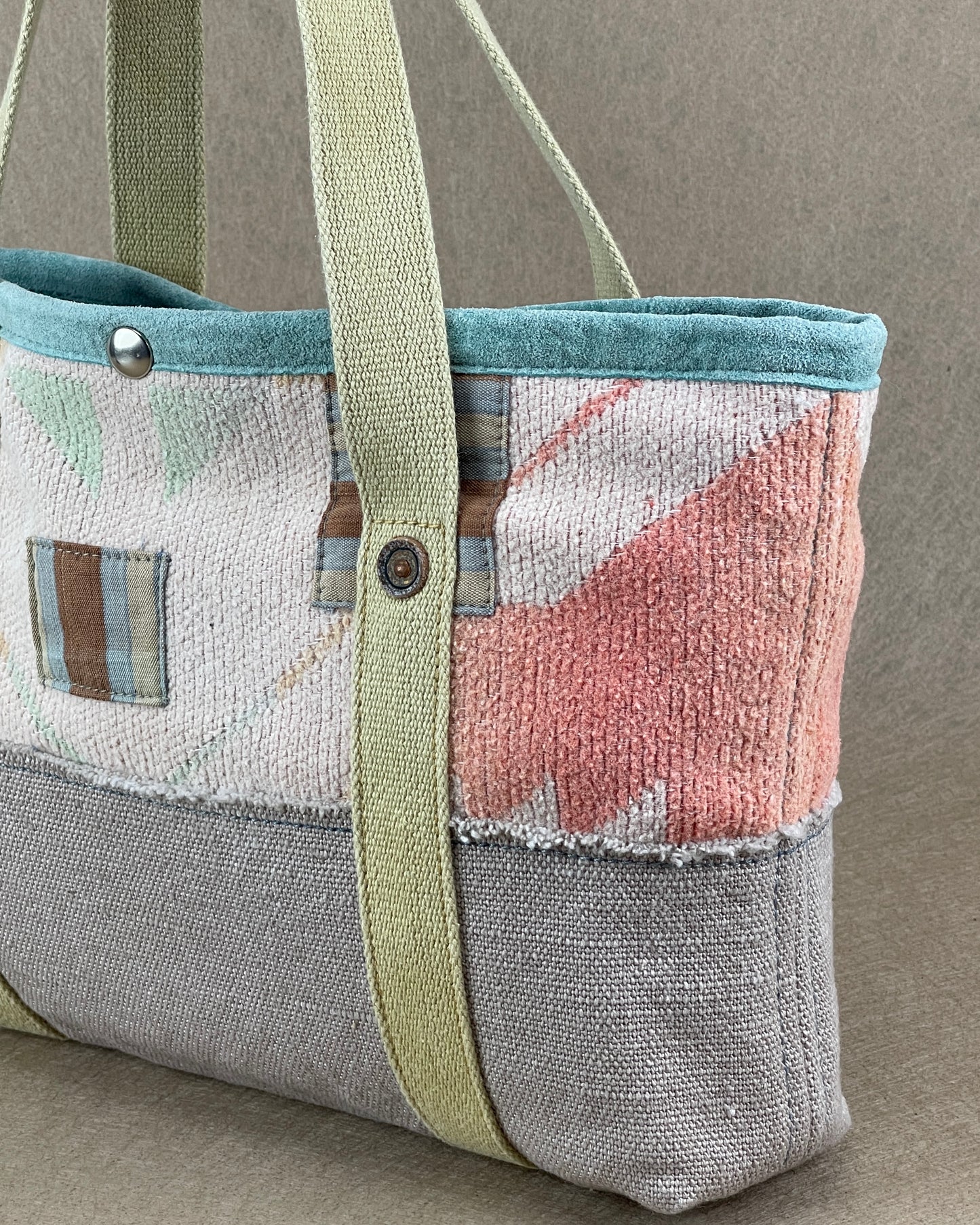 Tiny Tote - Vintage Camp Blanket Pastel/Lavender