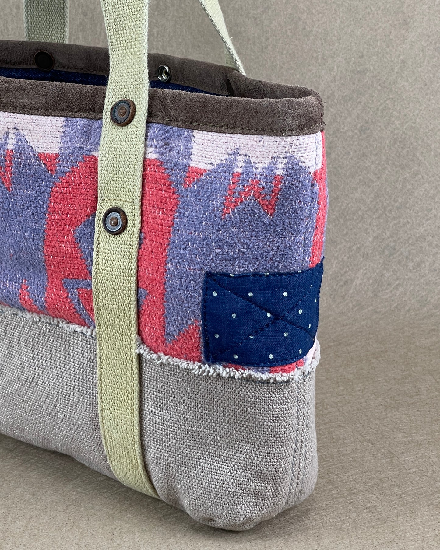 Tiny Tote - Vintage Camp Blanket Mulberry/Lavender