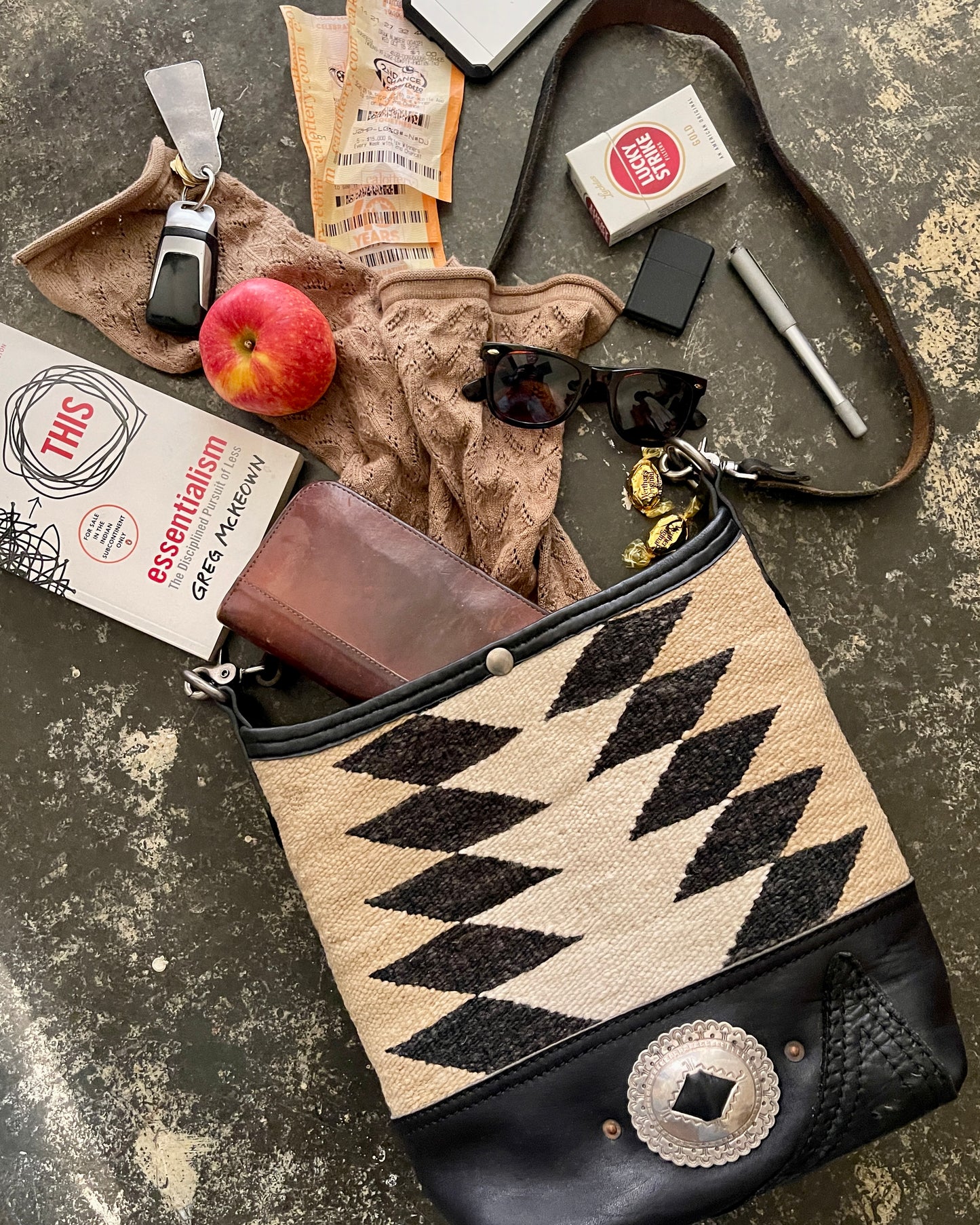 Bucket - Vintage Navajo x Leather - with Concho