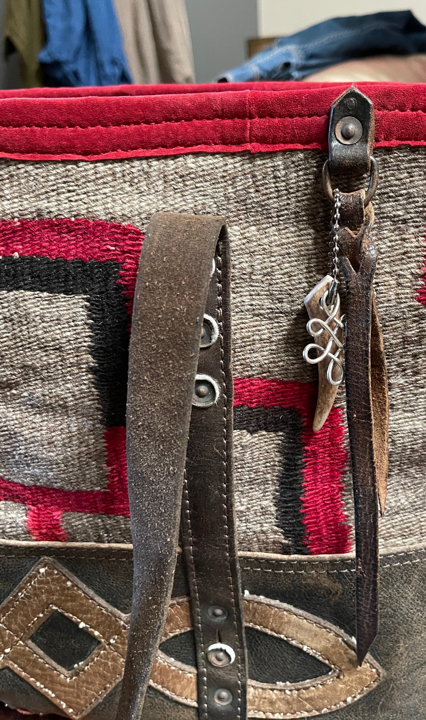 Fringed Navajo Tote x Vintage Leather