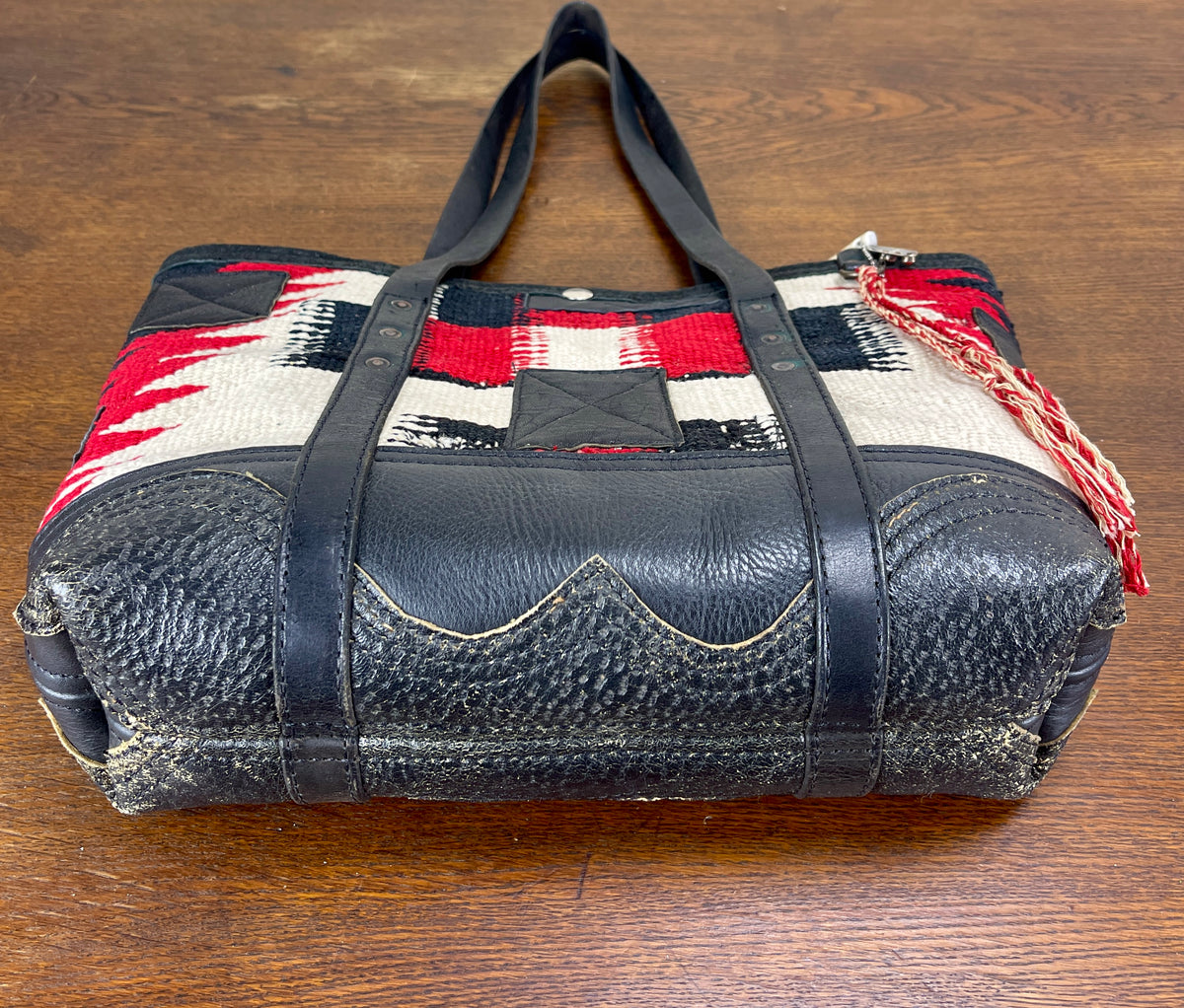 Compact Blk/Red/Cream Navajo Tote x Vintage Leather